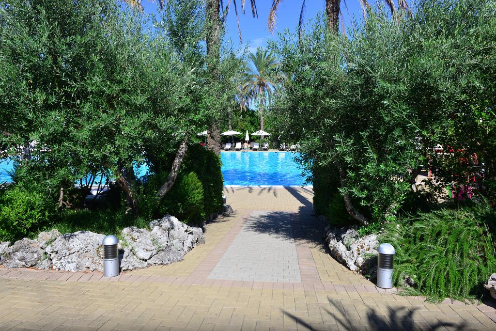 Paradise Resort 4*